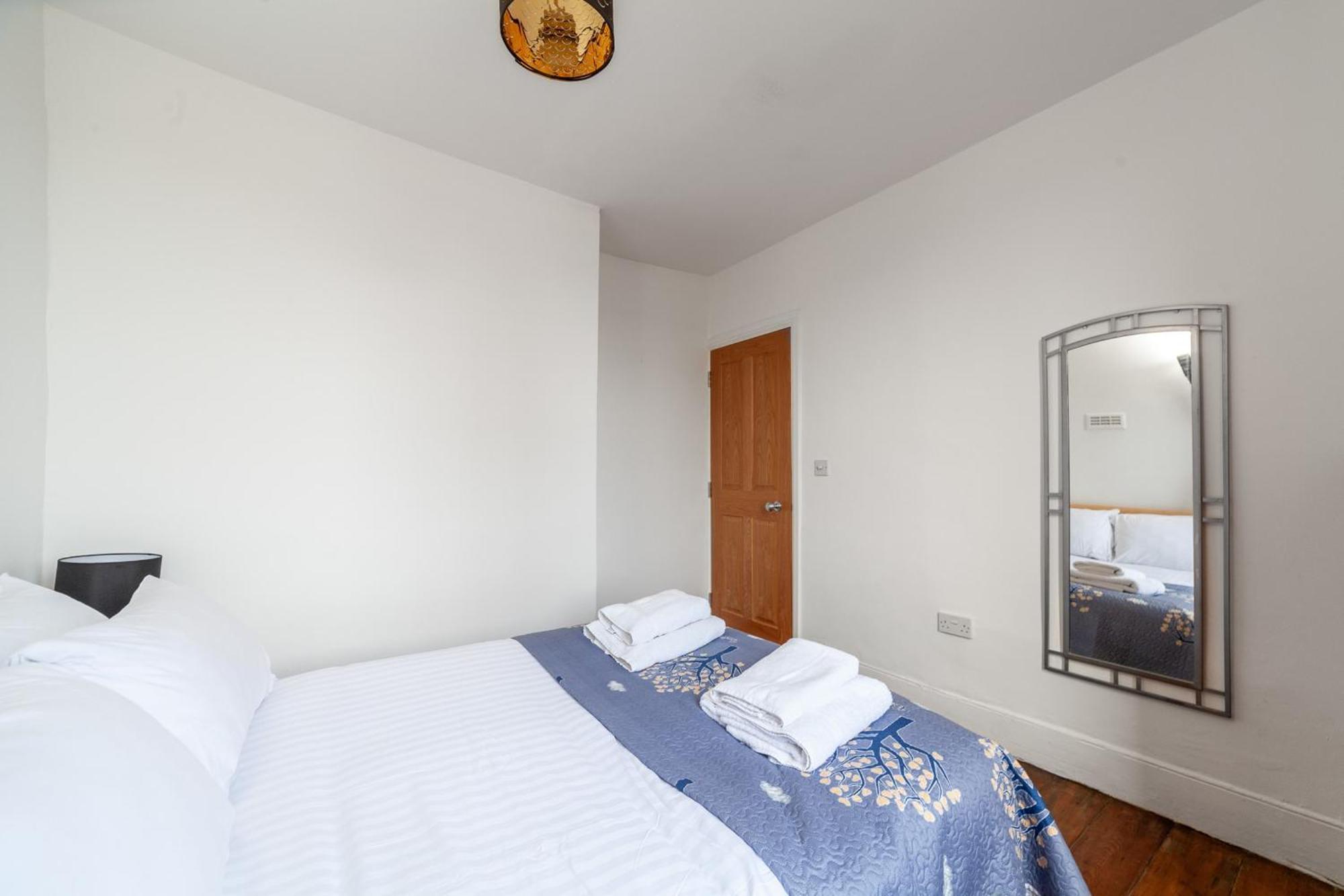 Charming In The Heart Of Kennington Appartamento