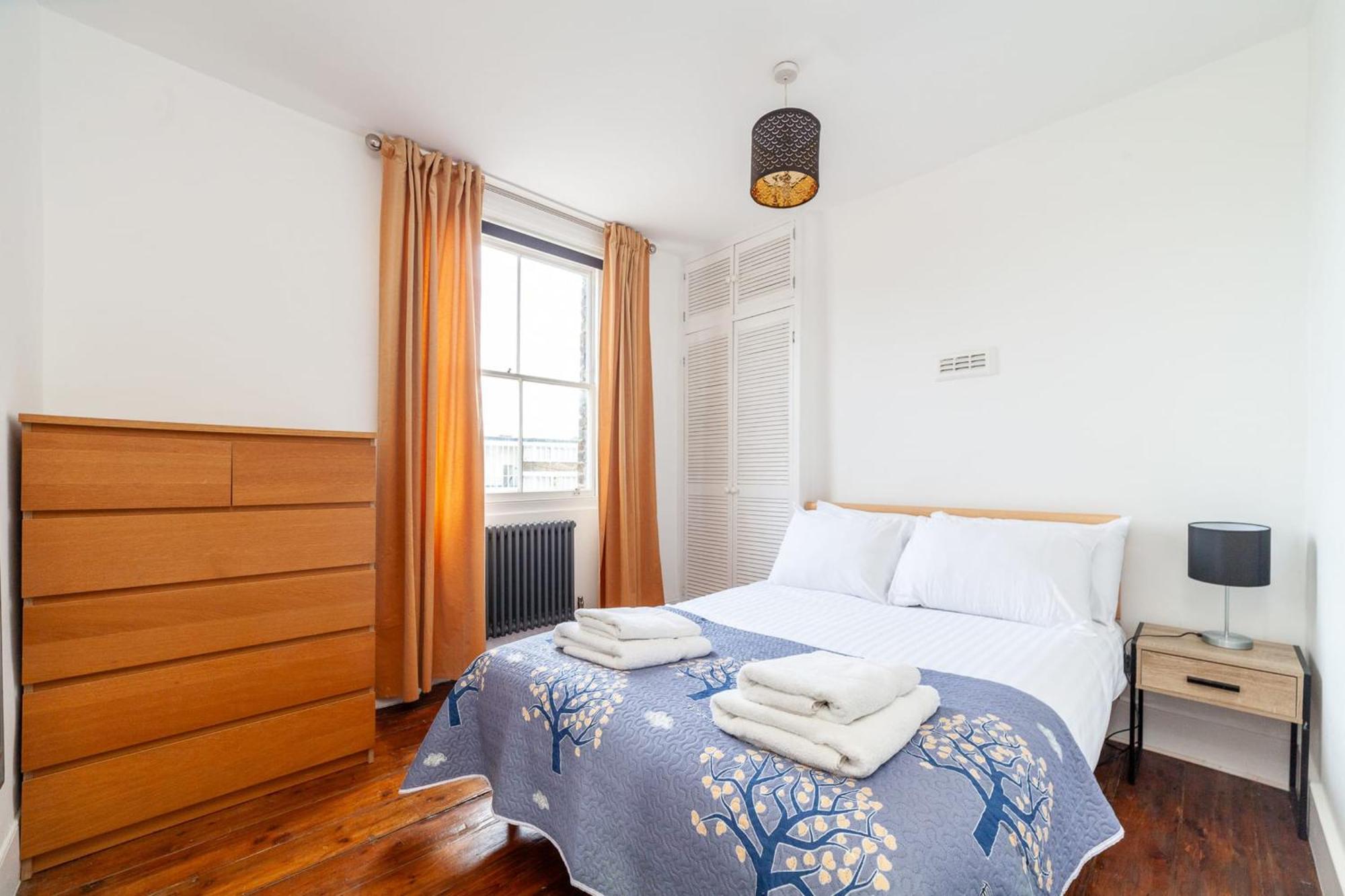 Charming In The Heart Of Kennington *