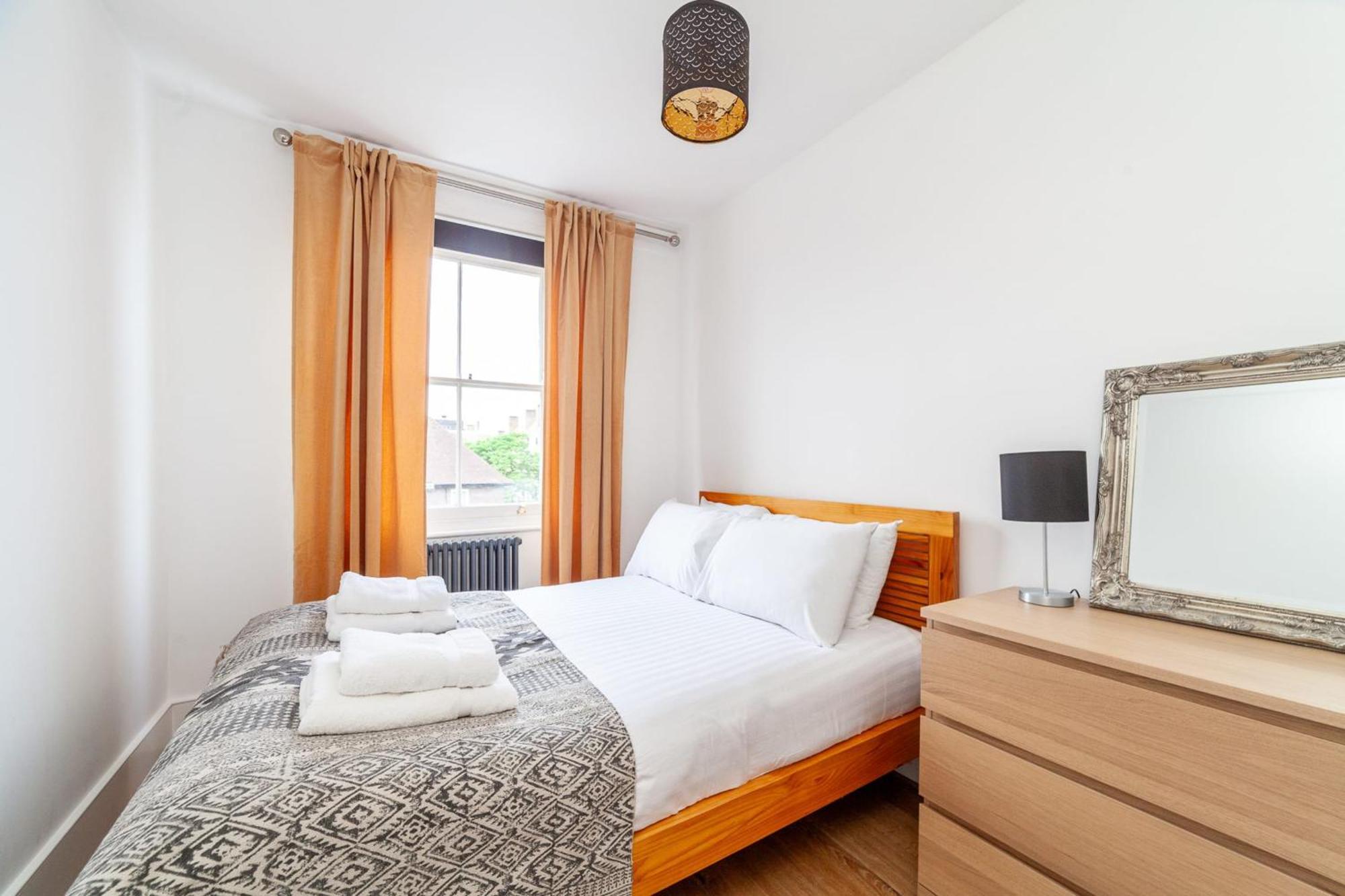 Appartamento Charming In The Heart Of Kennington *