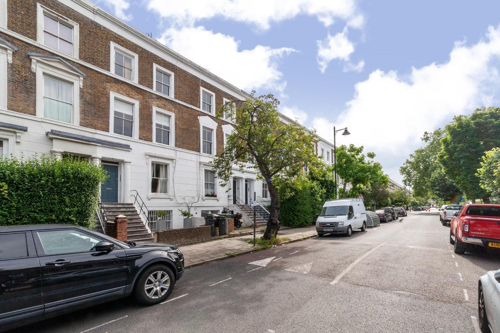 Charming In The Heart Of Kennington * Londra