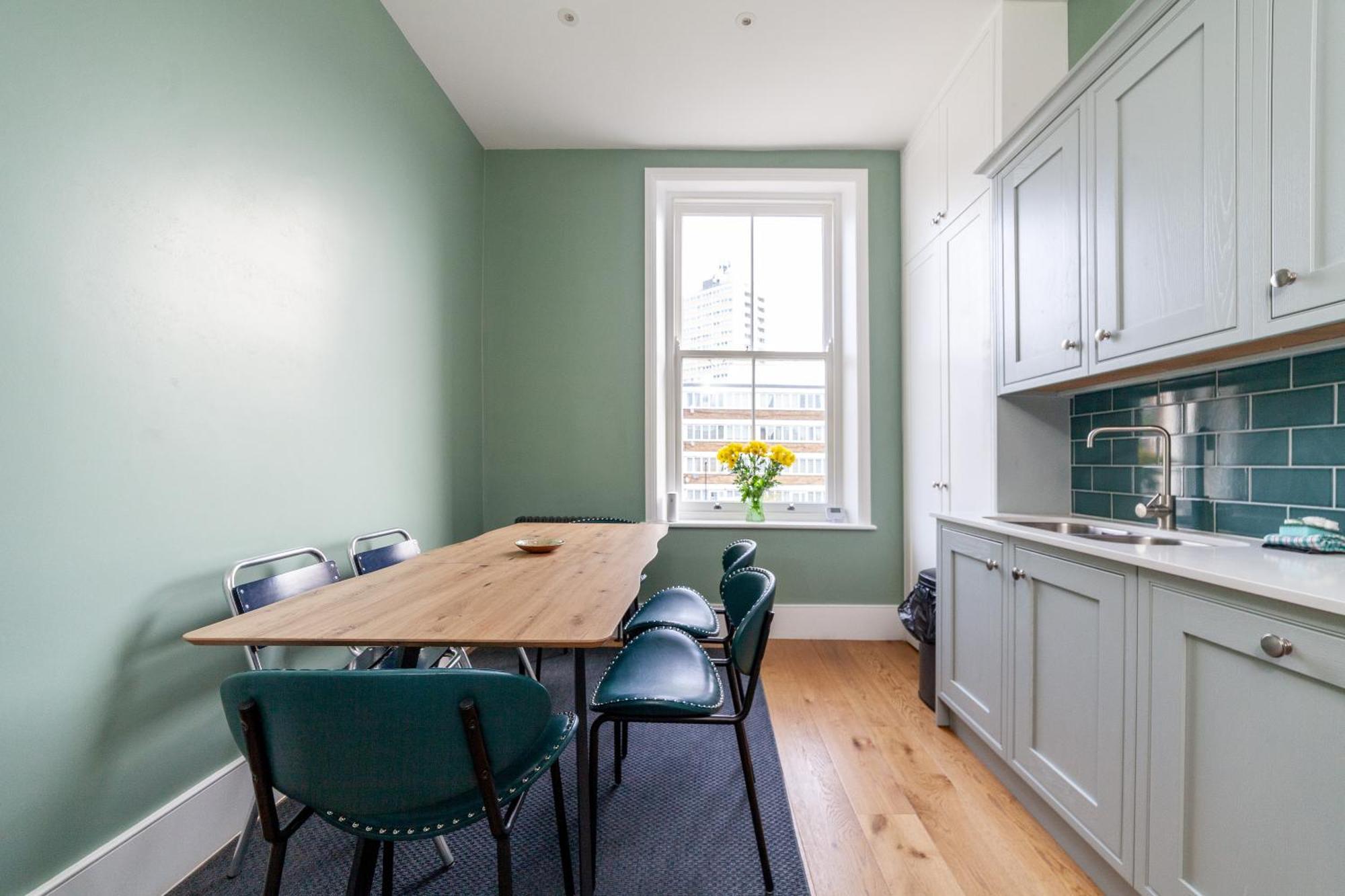 Charming In The Heart Of Kennington Appartamento